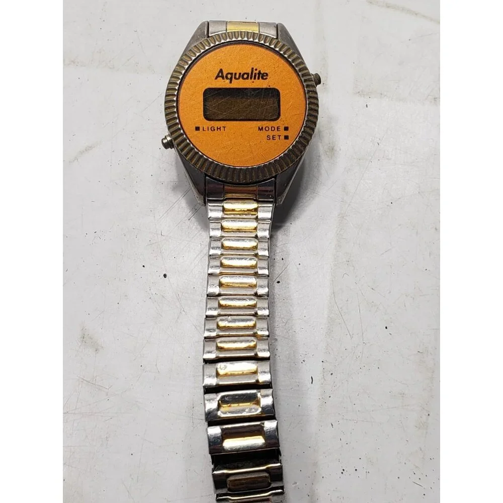 Vintage 1970’s Aqualite Digital Watch W/LCD Display Two-Tone Metal Band